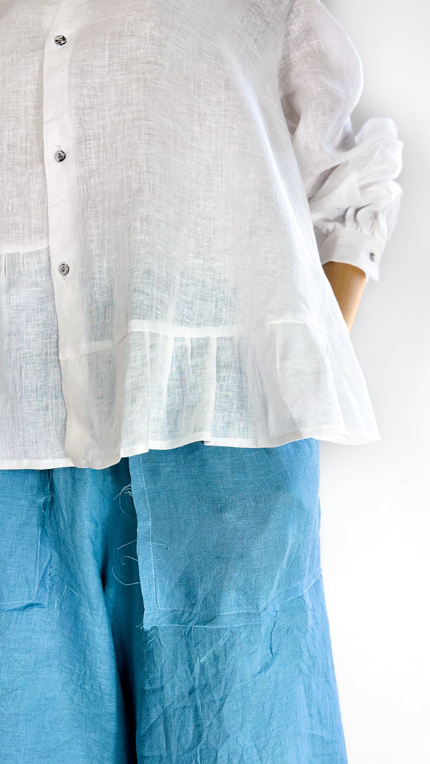Camicia asimmetrica in lino