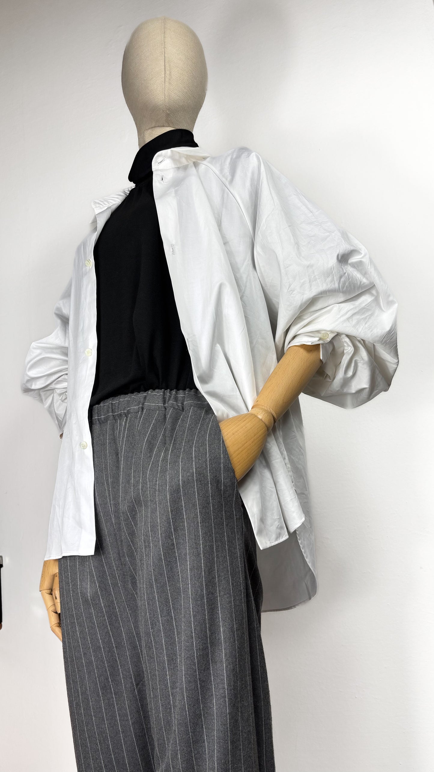 Pantaloni gessati con elastico