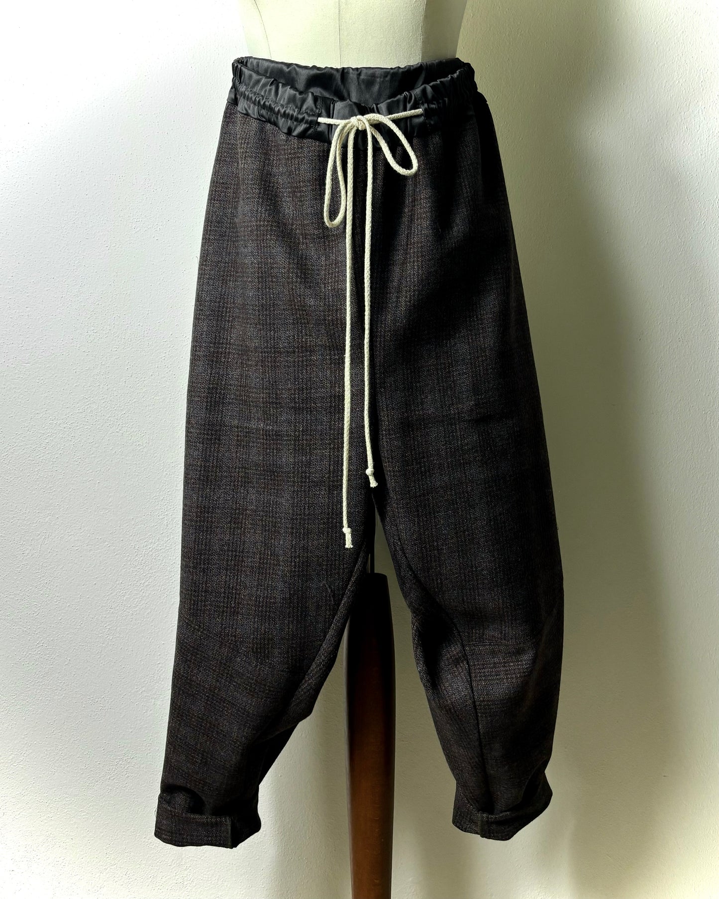 Pantaloni con coulisse
