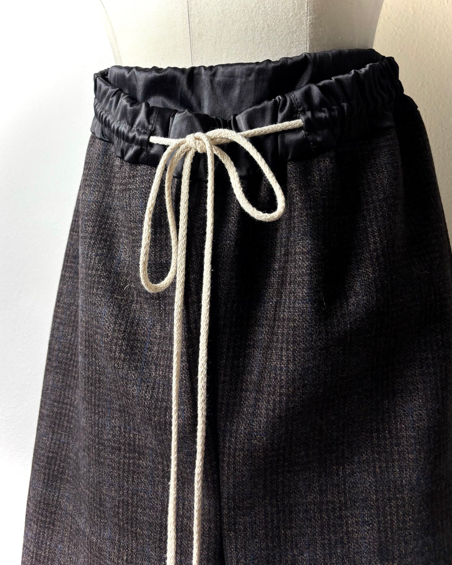 Pantaloni con coulisse