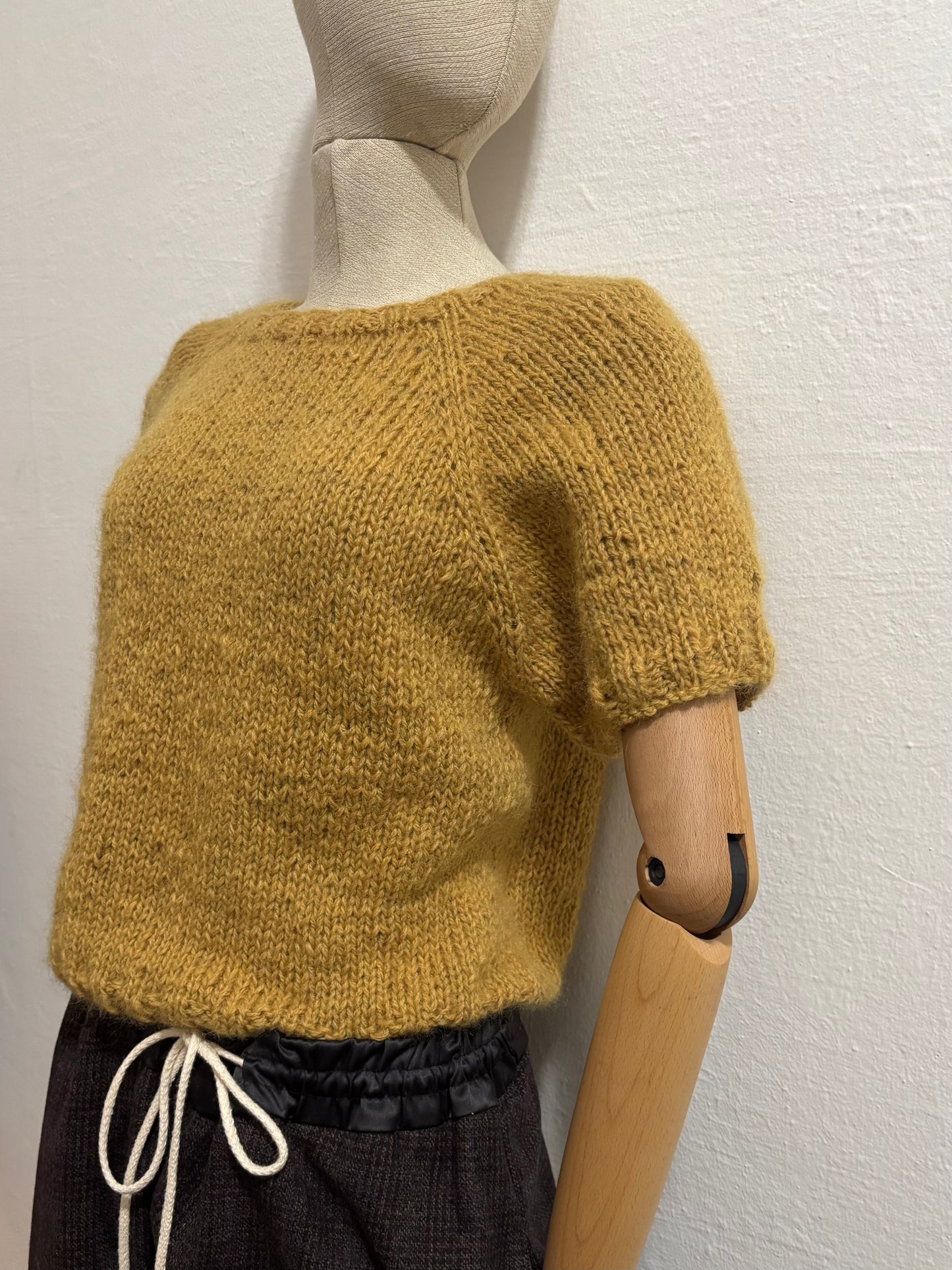 Maglioncino artigianale